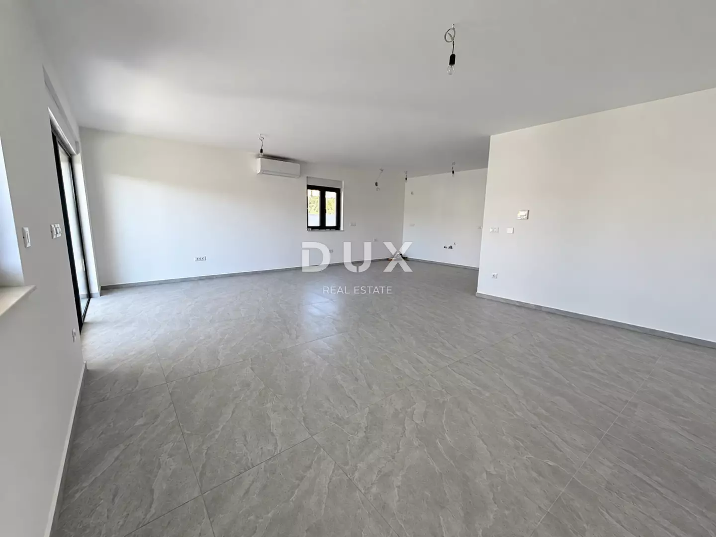 3-bedroom Apartment In Vodice, Croatia (171,38 M²)