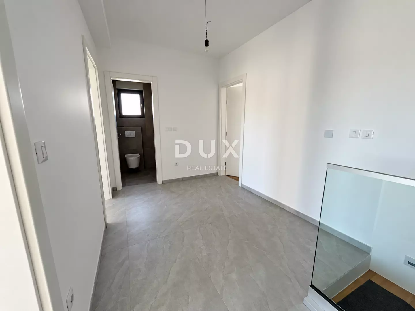 3-bedroom Apartment In Vodice, Croatia (171,38 M²)