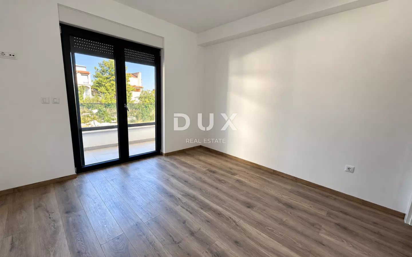 3-bedroom Apartment In Vodice, Croatia (171,38 M²)