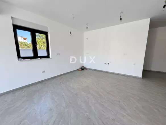 3-bedroom Apartment In Vodice, Croatia (171,38 M²)