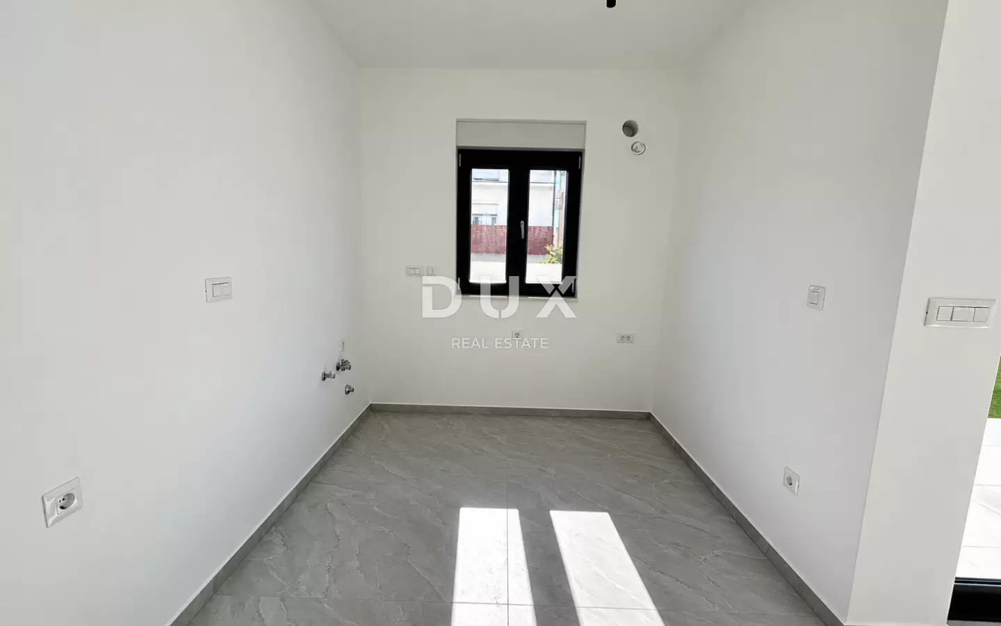 2-bedroom Apartment In Vodice, Croatia (113,37 M²)