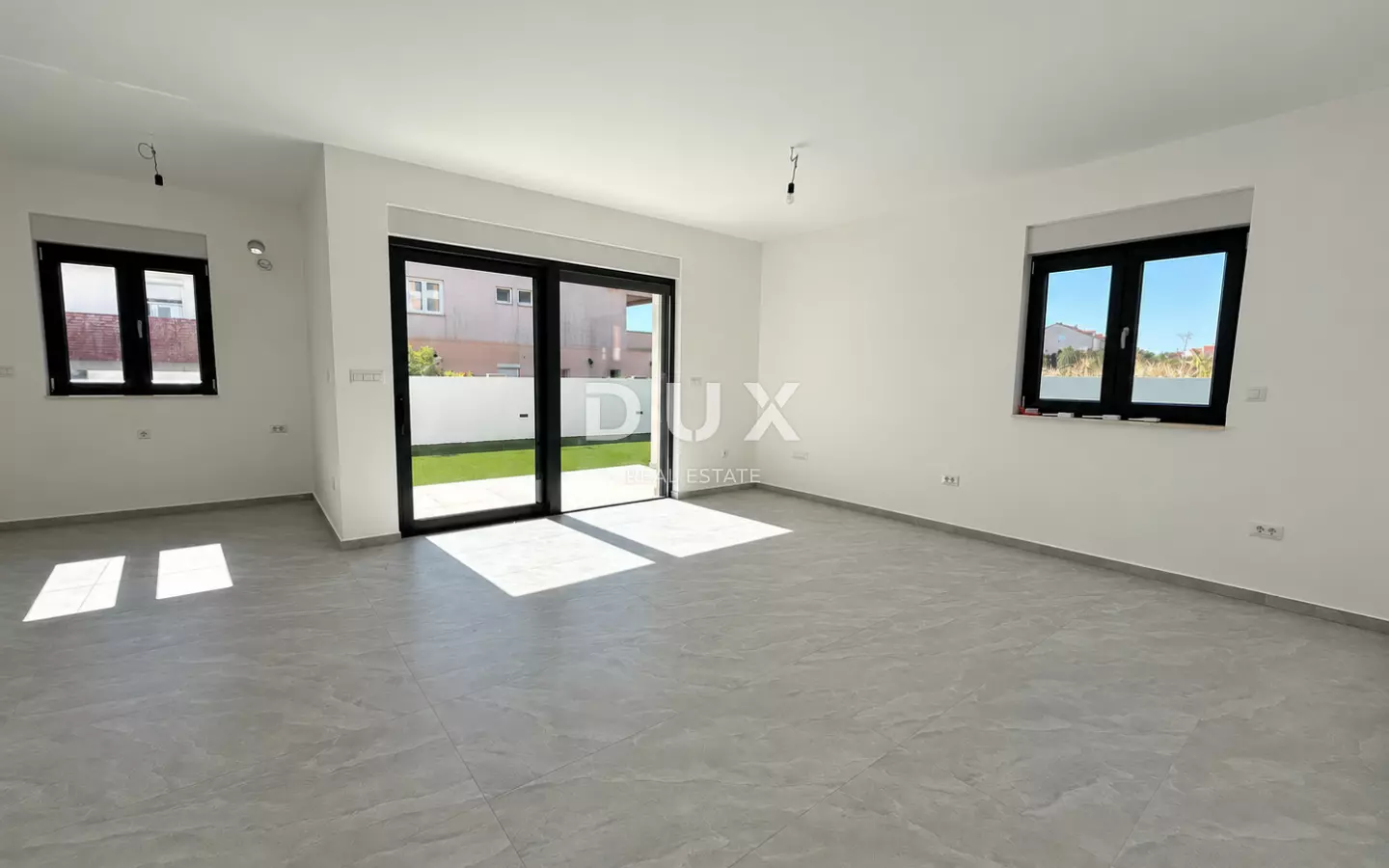 2-bedroom Apartment In Vodice, Croatia (113,37 M²)