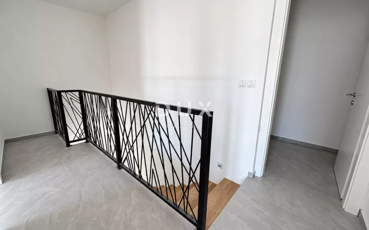 2-bedroom Apartment In Vodice, Croatia (111,15 M²)