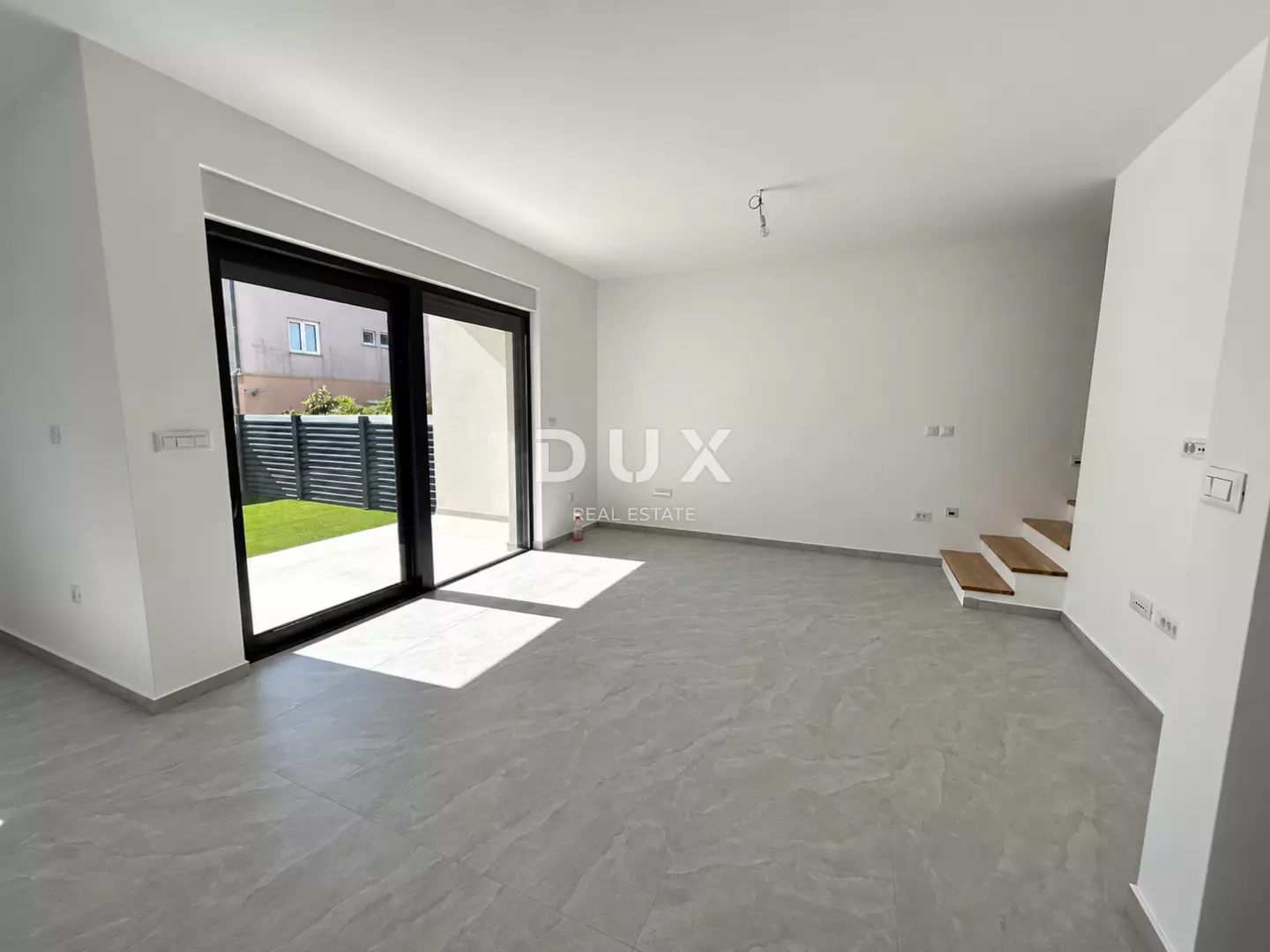 2-bedroom Apartment In Vodice, Croatia (111,15 M²)