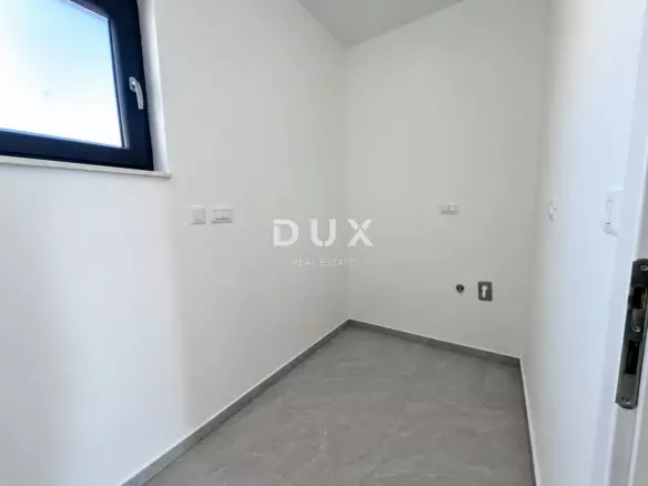3-bedroom Apartment In Vodice, Croatia (124,4 M²)