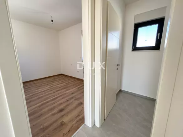 3-bedroom Apartment In Vodice, Croatia (124,4 M²)