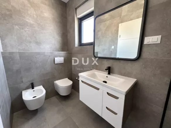 3-bedroom Apartment In Vodice, Croatia (124,4 M²)