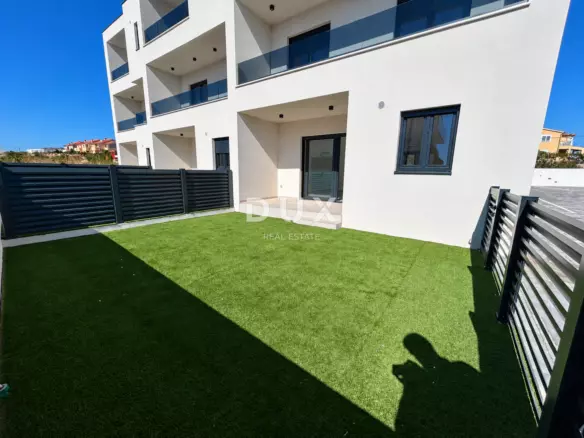 3-bedroom Apartment In Vodice, Croatia (124,4 M²)