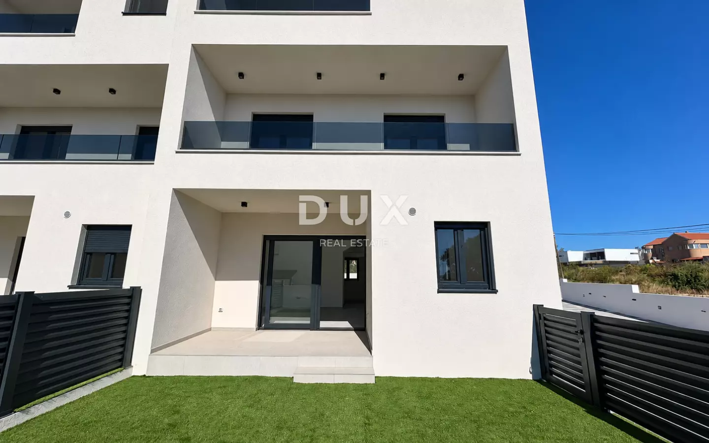 3-bedroom Apartment In Vodice, Croatia (124,4 M²)