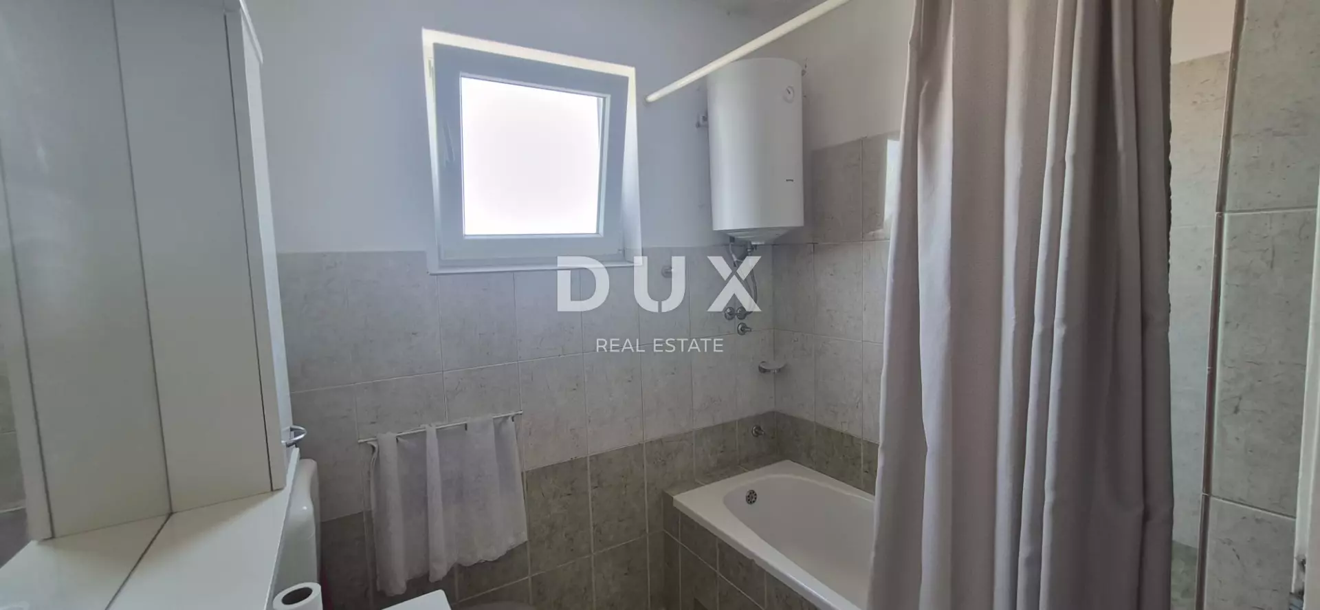 2-bedroom Apartment In Jazine, Croatia (53 M²)