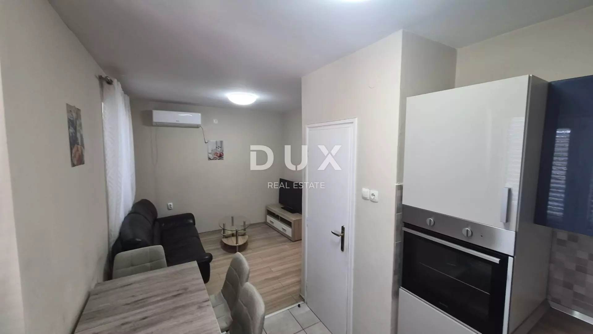 2-bedroom Apartment In Jazine, Croatia (53 M²)