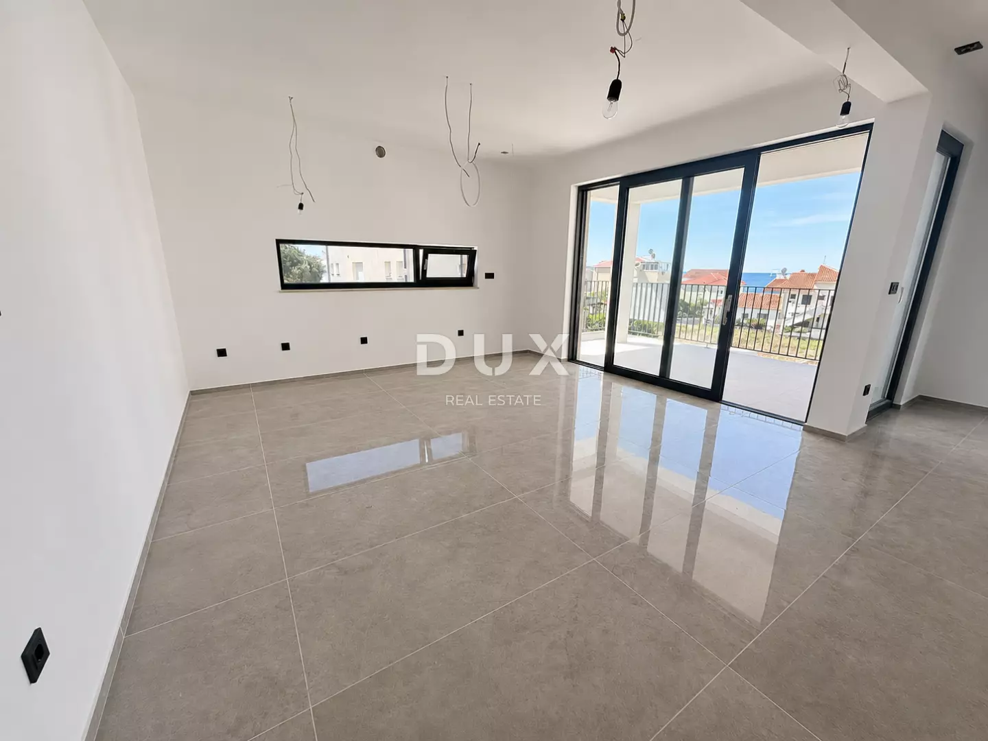 9-bedroom Detached House In Zečevo Rogozničko, Croatia (420 M²)