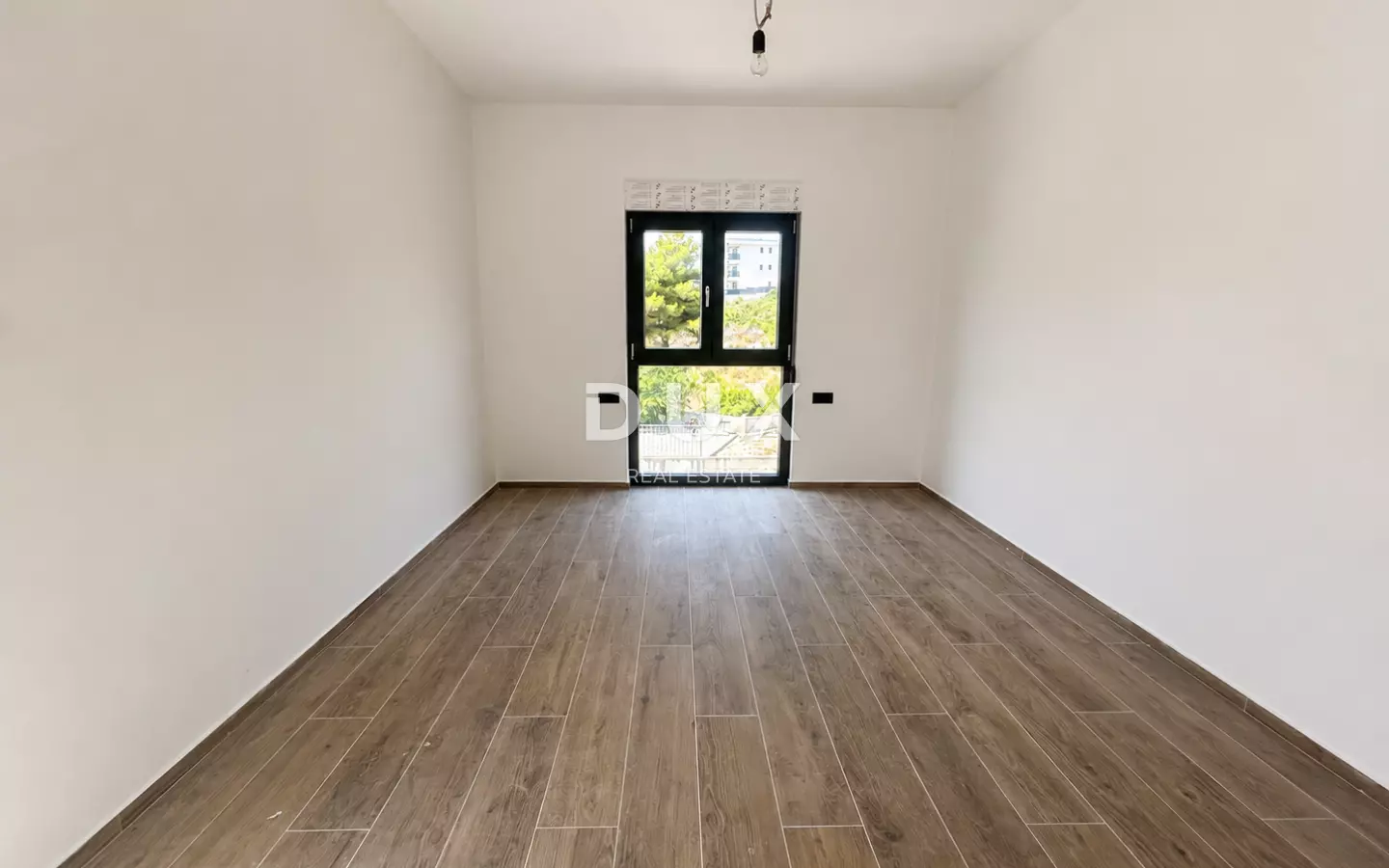 9-bedroom Detached House In Zečevo Rogozničko, Croatia (420 M²)