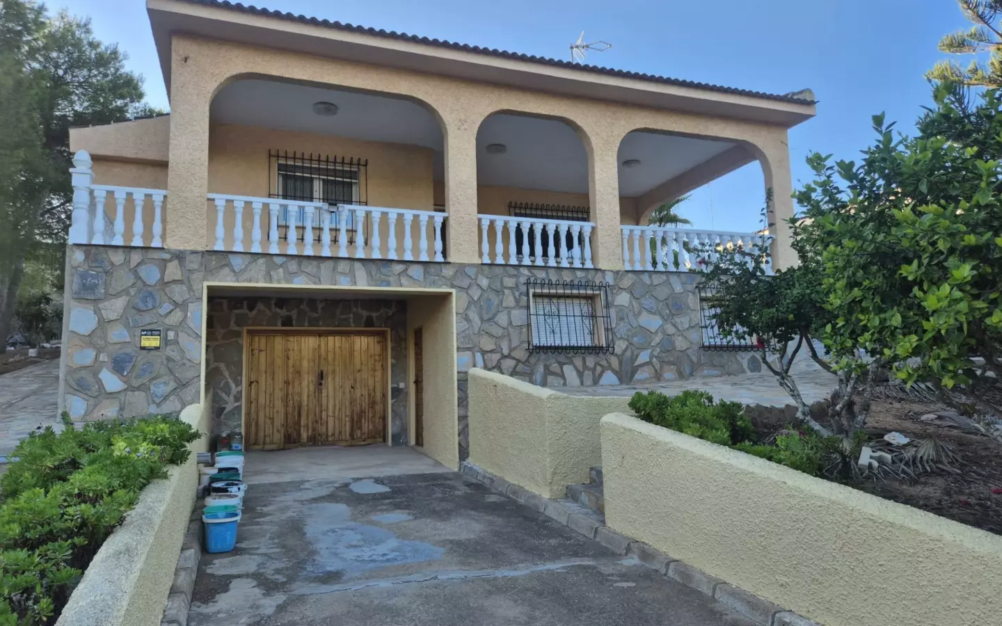 3-bedroom Villa In Torrevieja, Spain (201 M²)