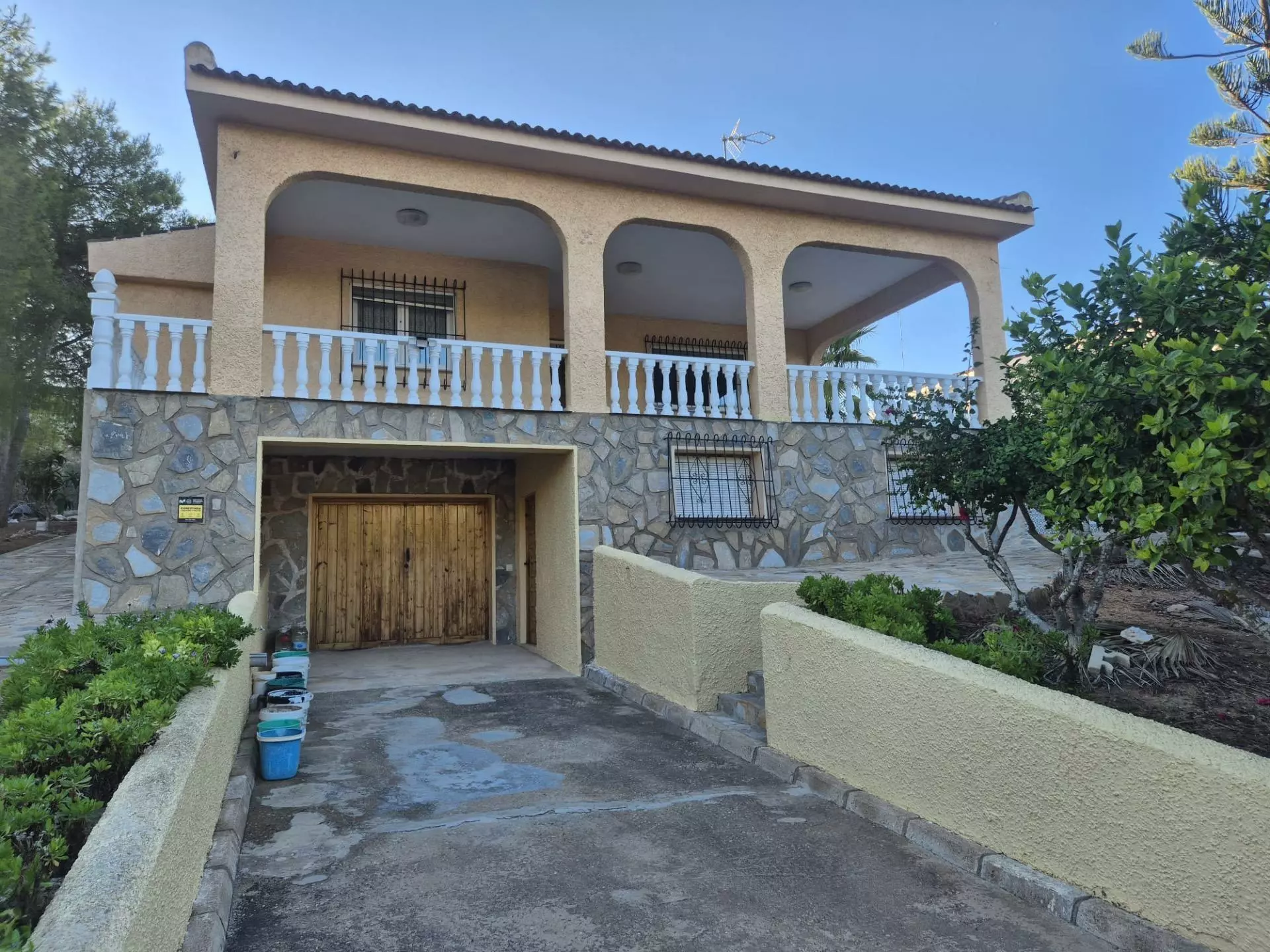 3-bedroom Villa In Torrevieja, Spain (201 M²)