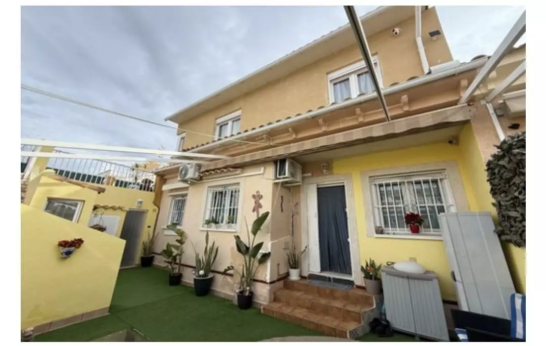 4-bedroom Town House In Orihuela Costa, Spain (145 M²)