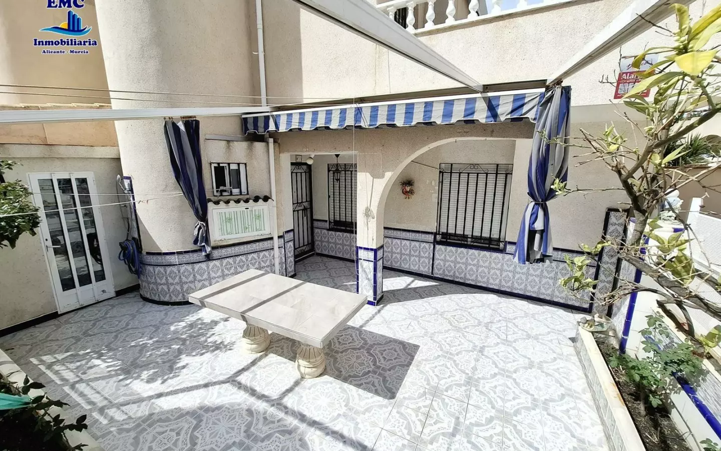 5-bedroom Quad House In Torrevieja, Spain (97 M²)