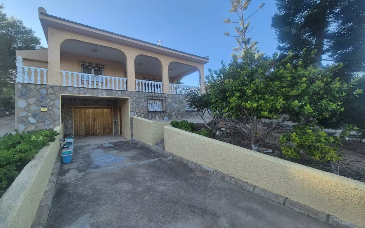 3-bedroom Villa In Torrevieja, Spain (201 M²)