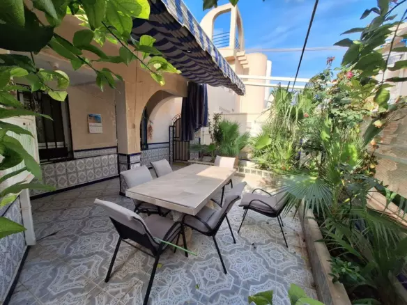 5-bedroom Quad House In Torrevieja, Spain (97 M²)