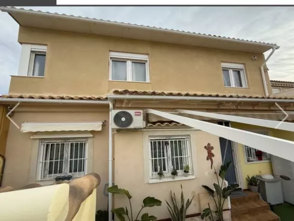 4-bedroom Town House In Orihuela Costa, Spain (145 M²)
