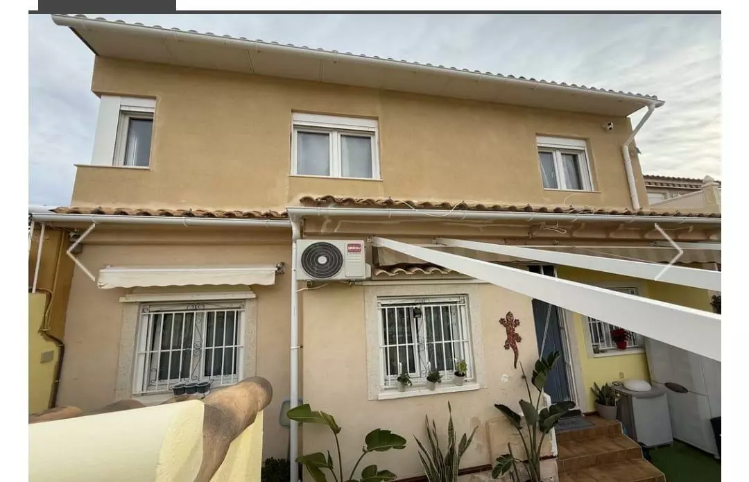 4-bedroom Town House In Orihuela Costa, Spain (145 M²)