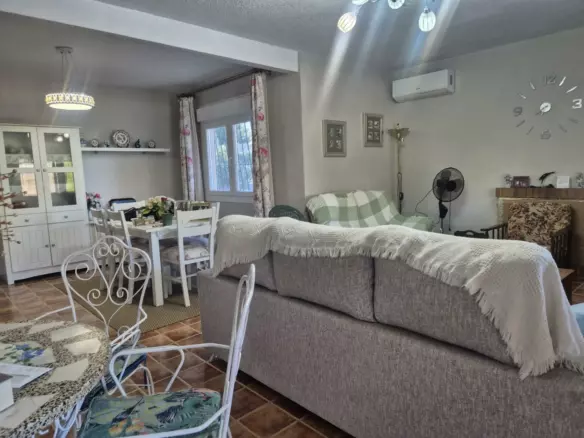 3-bedroom Villa In Torrevieja, Spain (201 M²)