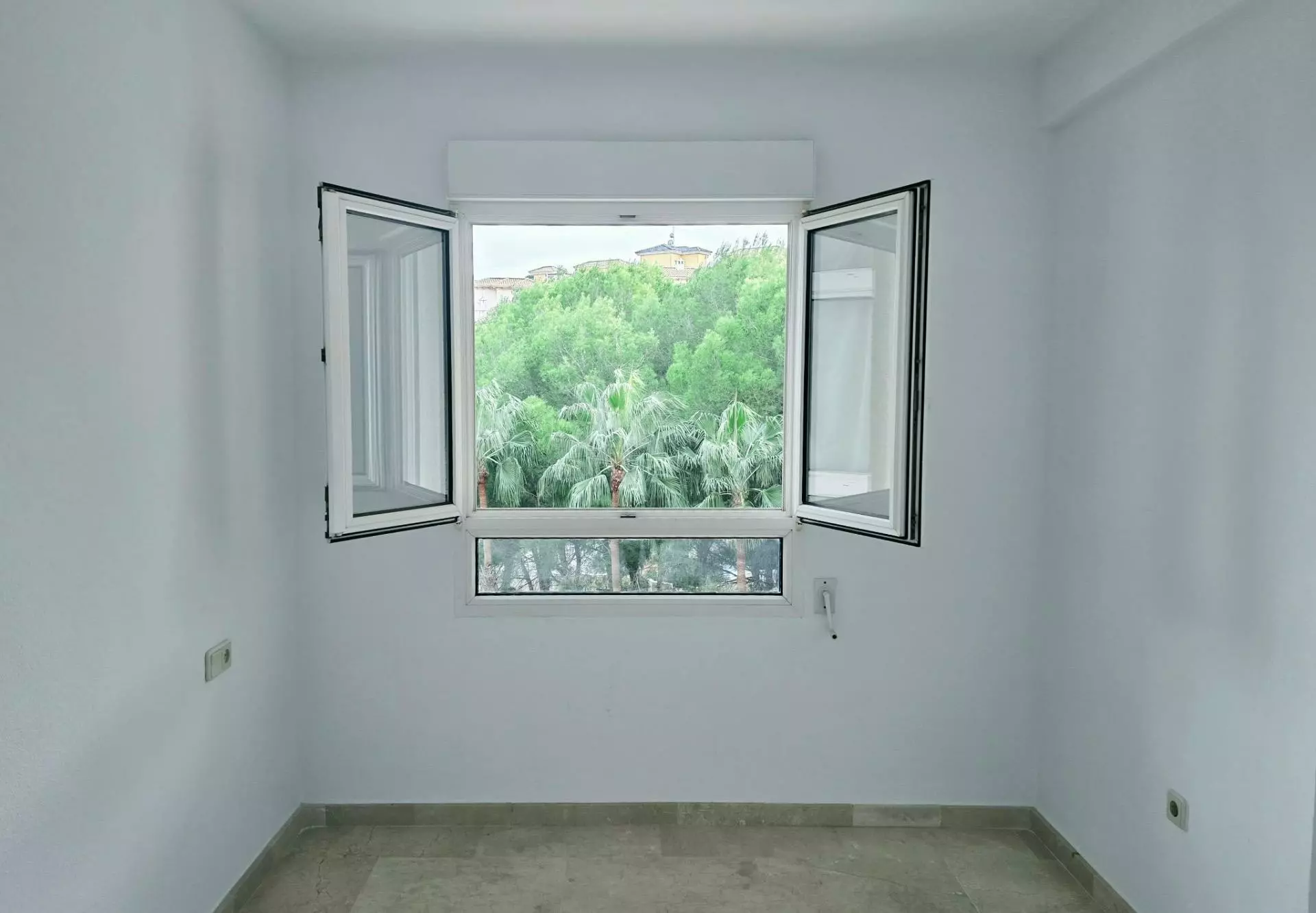 2-bedroom Apartment In Orihuela Costa, Spain (60 M²)