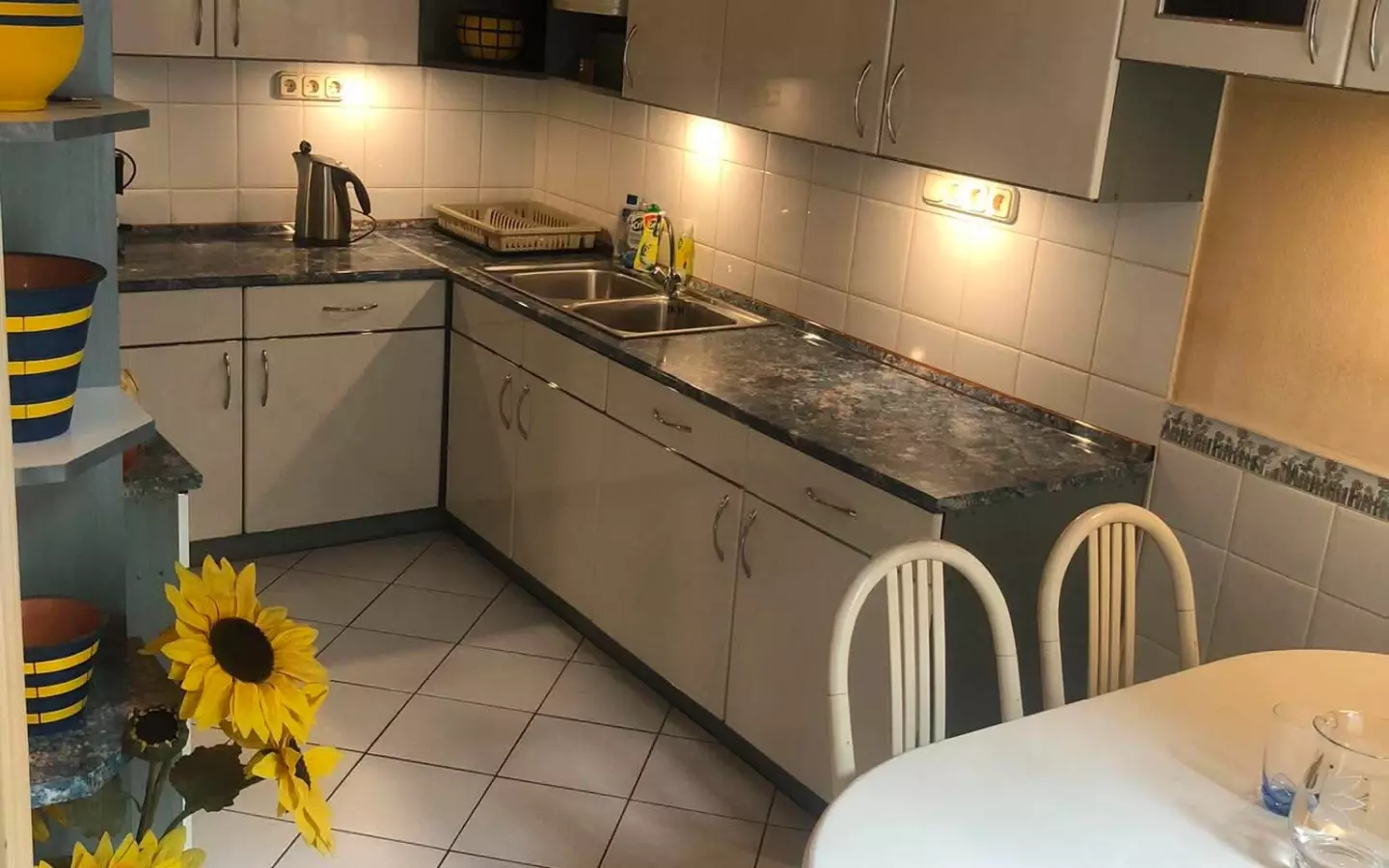 Grand Historic Budapest Apartment Near Oktogon – 117 Sqm – 5 Rooms – Conversion Potential