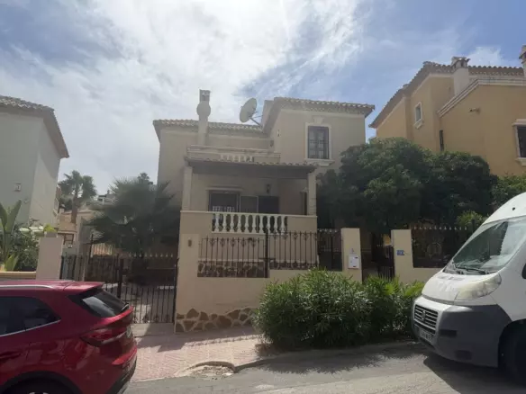 3-bedroom Villa In Ciudad Quesada, Spain