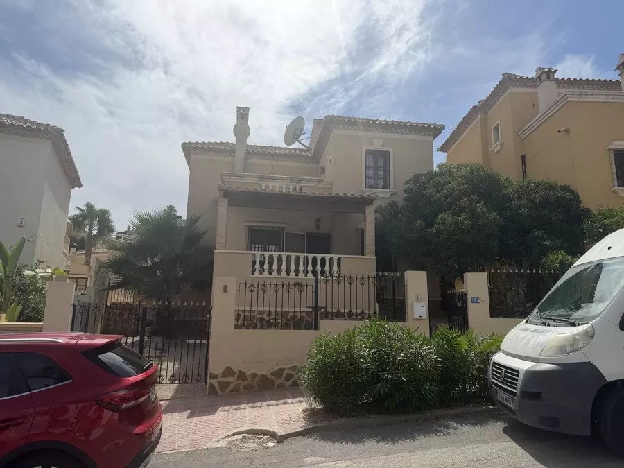 3-bedroom Villa In Ciudad Quesada, Spain