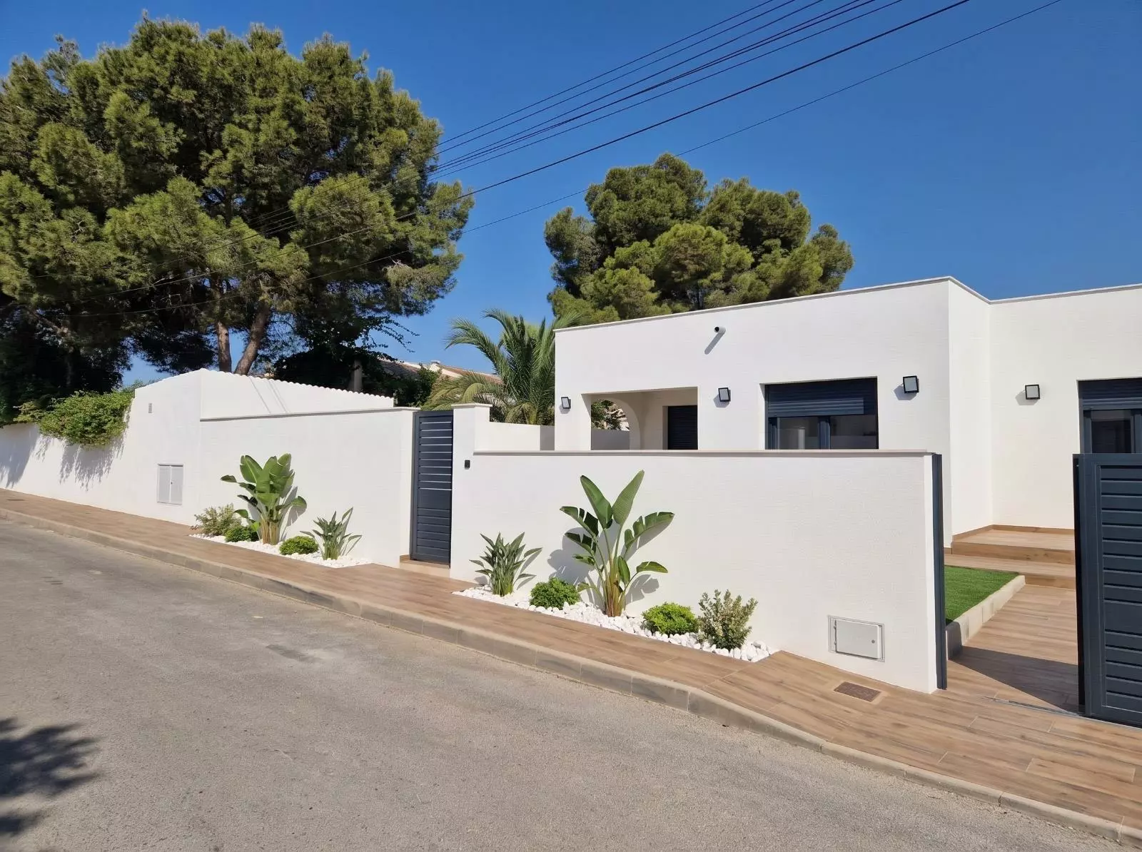 3-bedroom Villa In Torrevieja, Spain (110 M²)