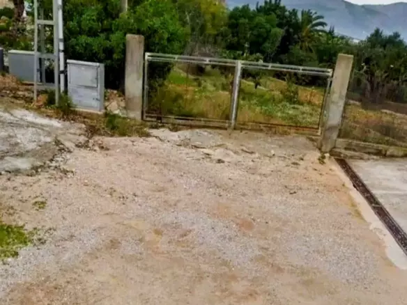 3-bedroom Villa In Benidoleig, Spain (307 M²)