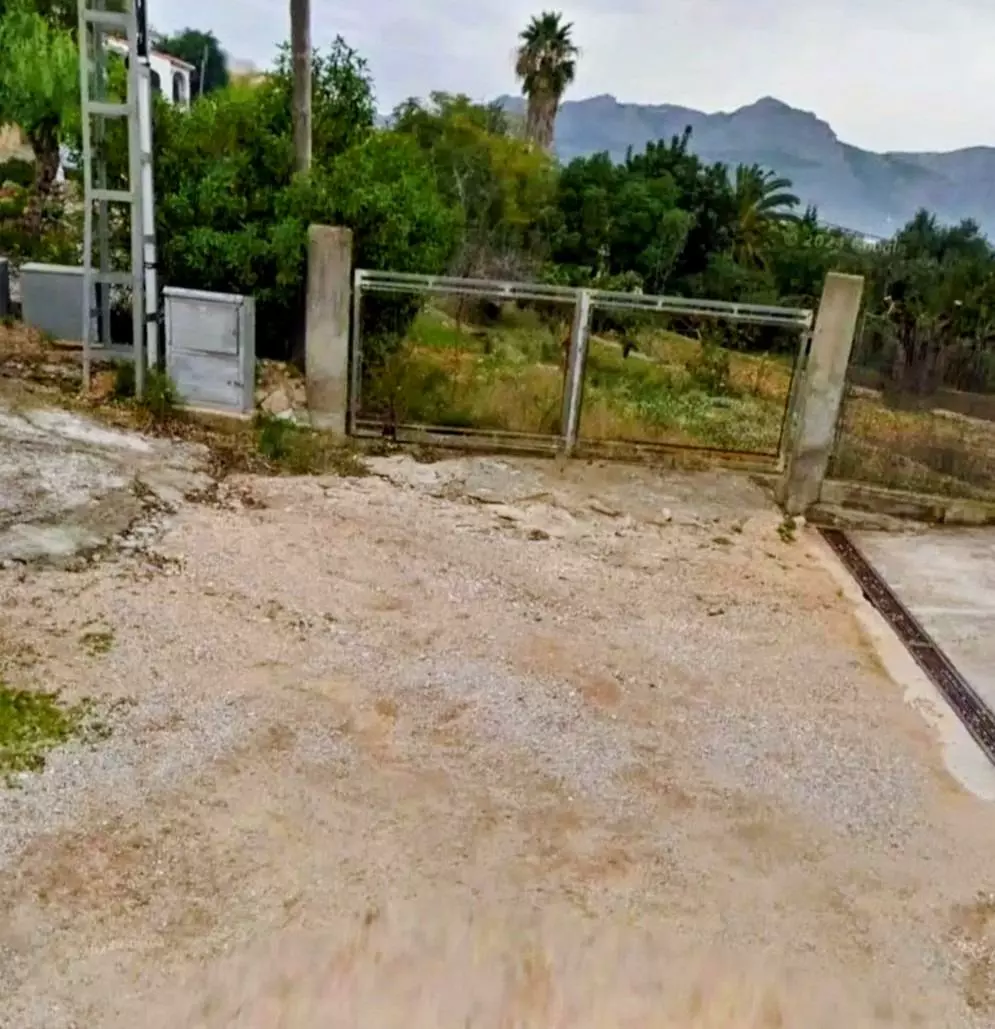 3-bedroom Villa In Benidoleig, Spain (307 M²)