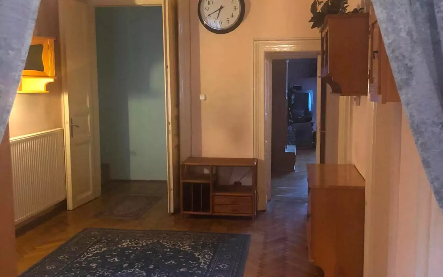 Grand Historic Budapest Apartment Near Oktogon – 117 Sqm – 5 Rooms – Conversion Potential