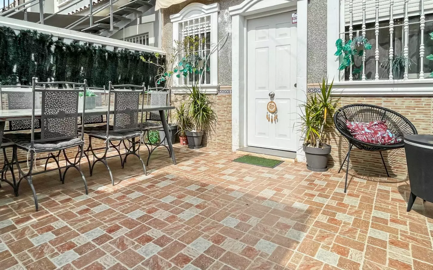 3-bedroom Bungalow In Torrevieja, Spain (95 M²)