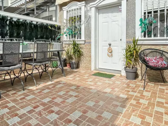 3-bedroom Bungalow In Torrevieja, Spain (95 M²)