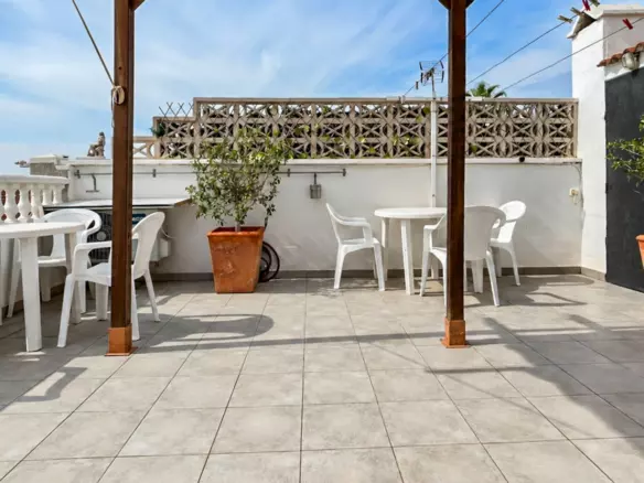 3-bedroom Bungalow In Torrevieja, Spain (95 M²)