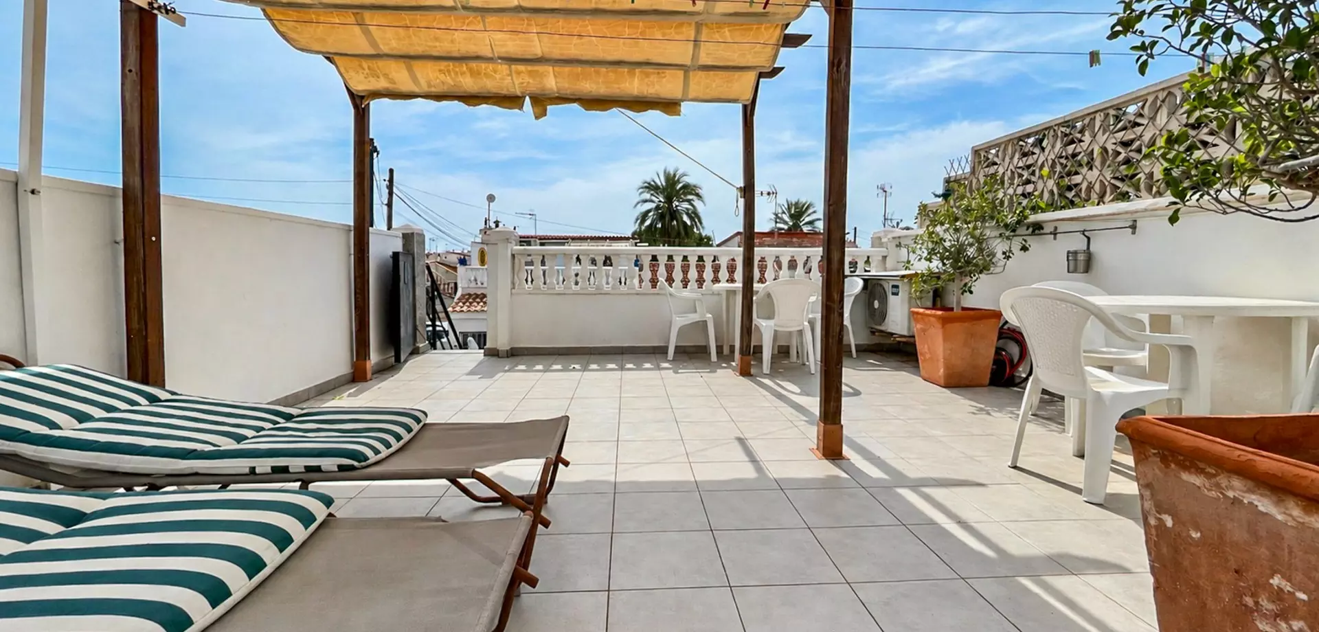 3-bedroom Bungalow In Torrevieja, Spain (95 M²)
