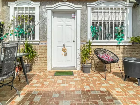 3-bedroom Bungalow In Torrevieja, Spain (95 M²)