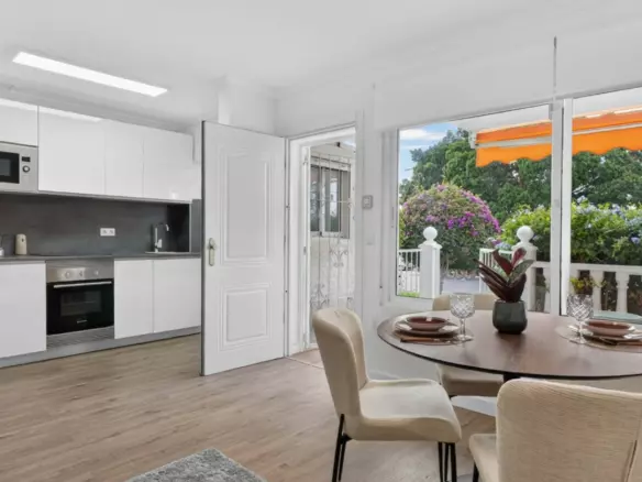 2-bedroom Apartment In Orihuela Costa, Spain (86 M²)