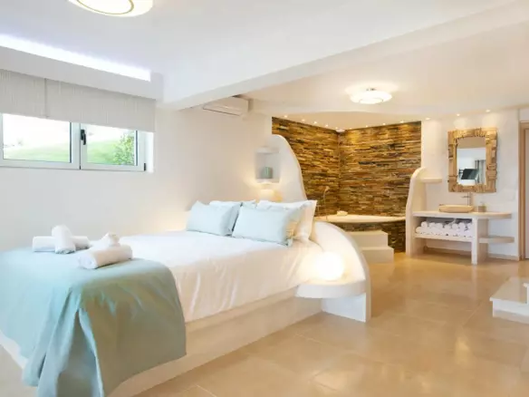 Exceptional 6-bedroom Luxury Villa With Heated Pool And Sea Views Near Kokkini Hani, Heraklion