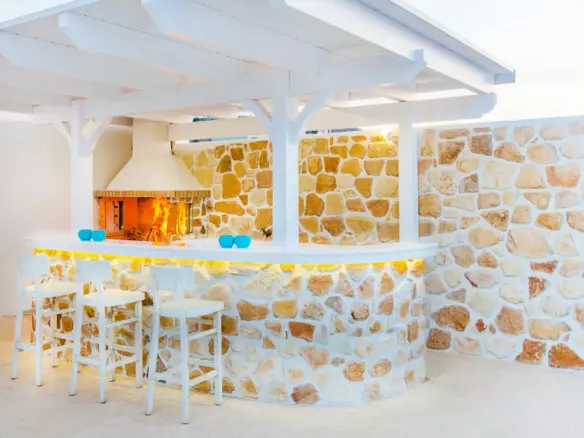 Exceptional 6-bedroom Luxury Villa With Heated Pool And Sea Views Near Kokkini Hani, Heraklion