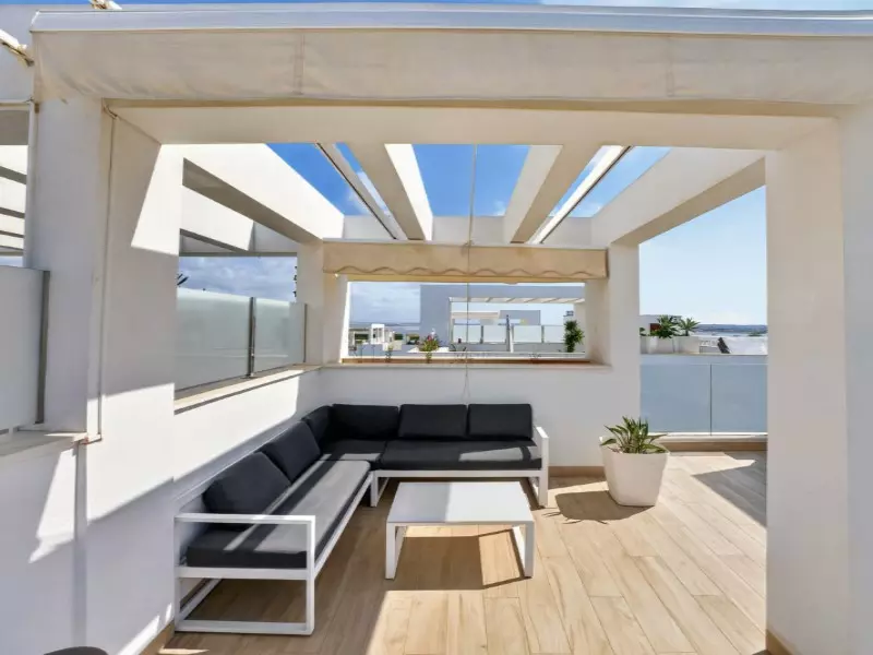2-bedroom Penthouse In Torrevieja, Spain (79 M²)