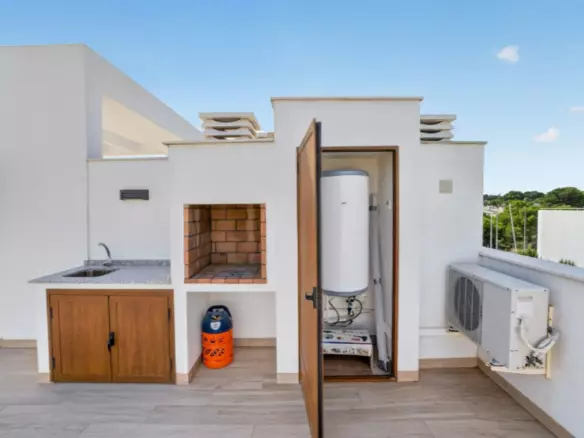 2-bedroom Penthouse In Torrevieja, Spain (79 M²)