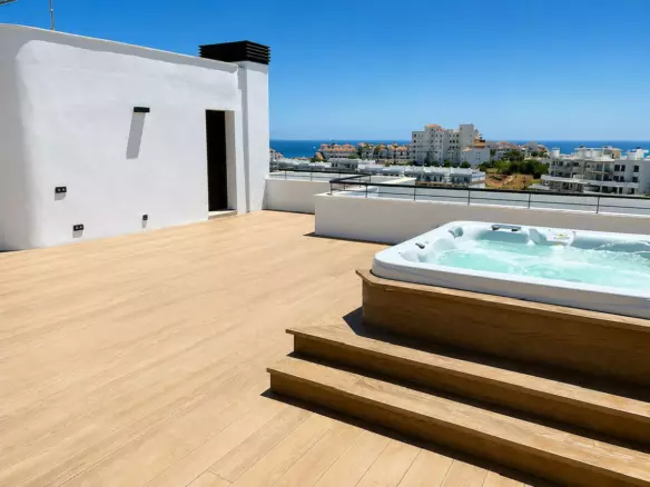 3-bedroom Apartment In Estepona, Spain (115 M²)