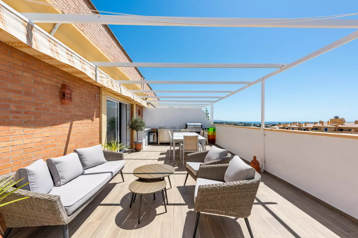 2-bedroom Apartment In Marbella, Spain (138 M²)