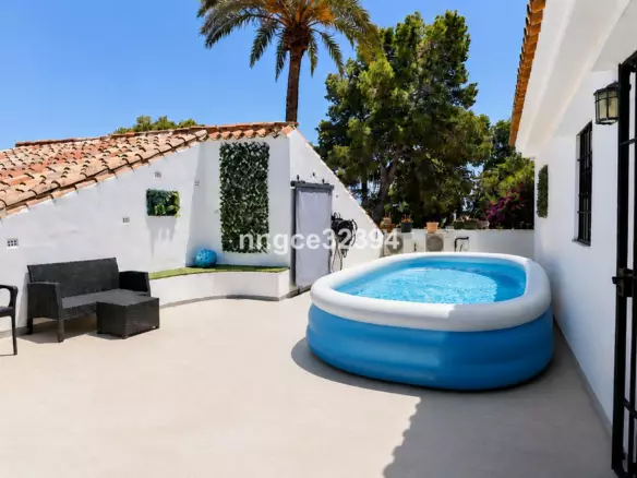 5-bedroom Apartment In Estepona, Spain (321 M²)