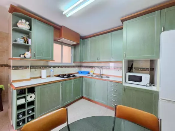 3-bedroom Apartment In Manilva, Spain (90 M²)