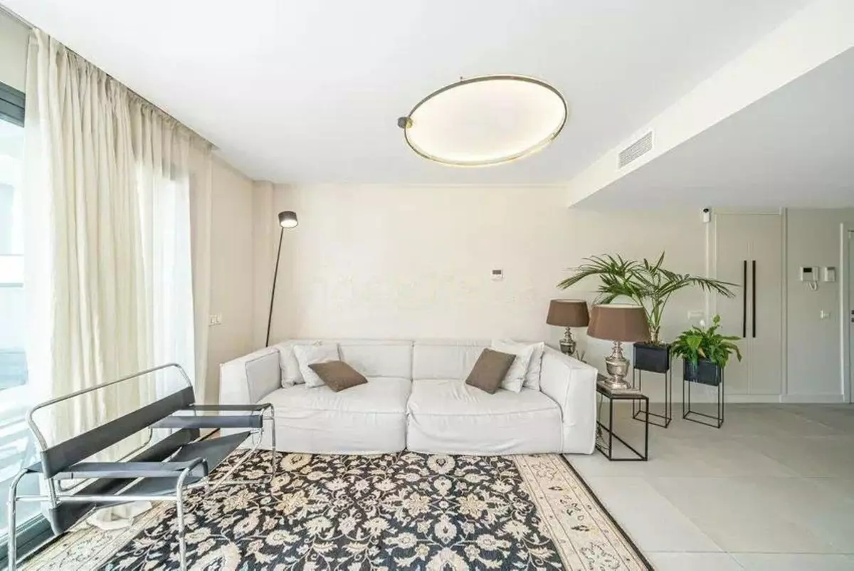 3-bedroom Apartment In Estepona, Spain (110 M²)