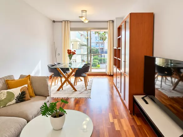 2-bedroom Apartment In Torremolinos, Spain (113 M²)